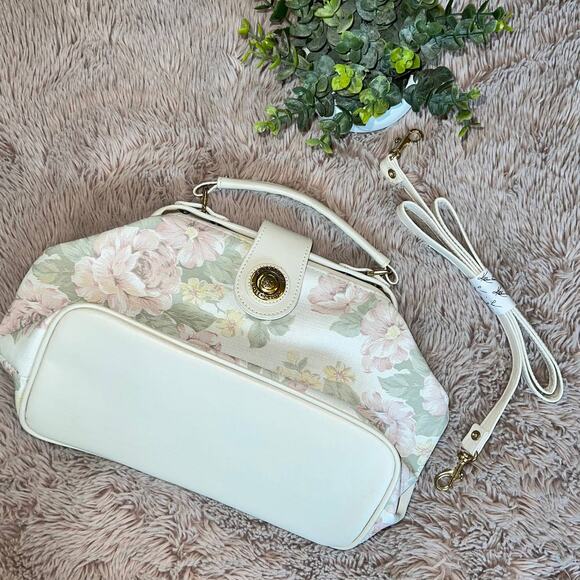 Kathie Lee Collection Handbags - NWOT Kathie Lee Collection Vintage Pastel Floral Print Shoulder Purse